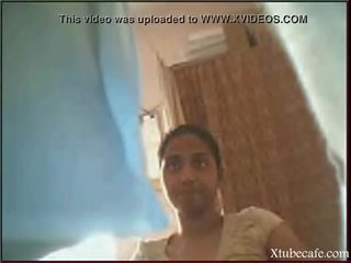 Terrific Indian bhabhi hidden cam- www.amateurpornvilla.com