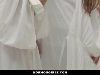 Mormongirlz- zwei mädchen machen nach oben rothaarige muschi