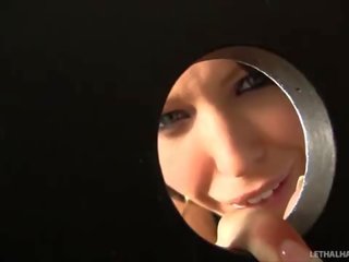 Pornósztár jenna presley szar hatalmas tag -ban fürdőszoba gloryhole