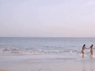 Natūralus goddess atitinka sand ir surf