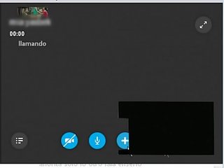 Colombiana infiel no skype, meg muestra tremendo culo en cambio de leche